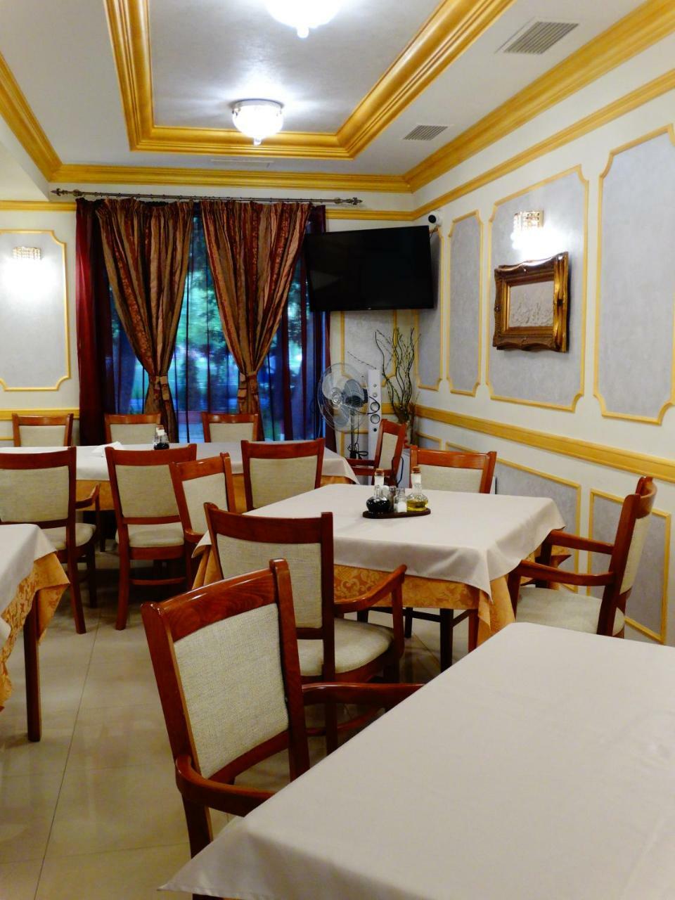 Vesta Hotel Montana Luaran gambar